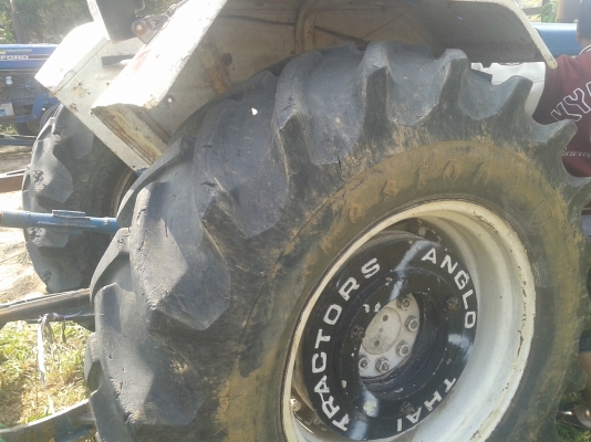 ขายแทรกเตอร์ฟอร์ด 6610 เสื้อลาย ด่วนๆ