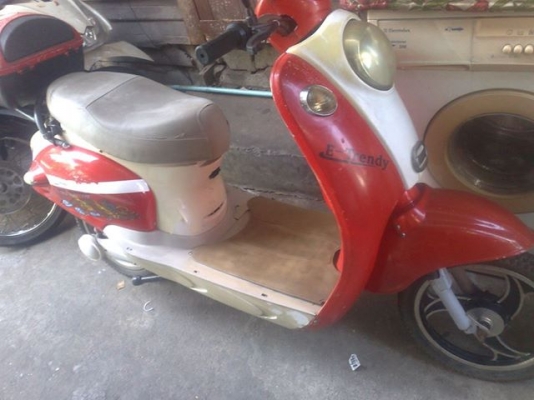 ขายรถมอไซค์ไฟฟ้าทรงฟีโน่