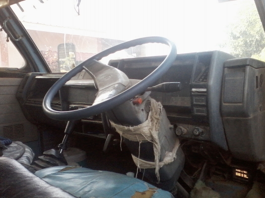 ขายหกล้อ iSuZu 110แรง รถดูดส้วม พร้อมใช้งาน ลดราคาแล้วครับ  ภาษีเต็ม