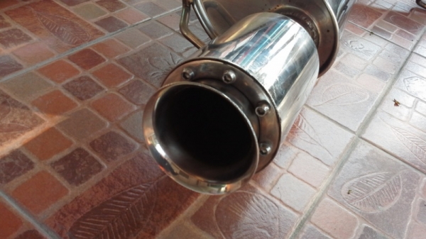 ท่อแท้จากยุ่น ถูกๆ เสียงดี