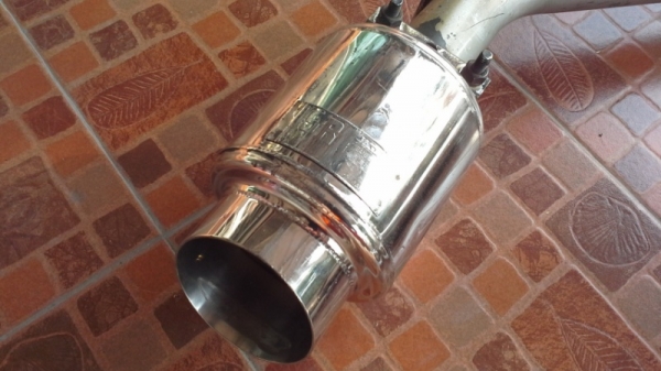 ท่อแท้จากยุ่น ถูกๆ เสียงดี