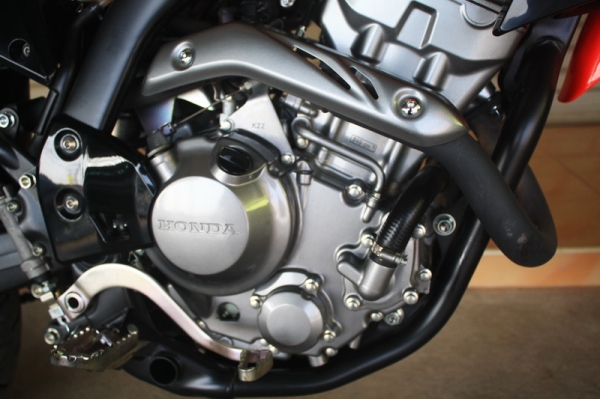 __CRF 250M ปี2013 วิ่ง 4,064 km.แท้ๆ (รถ 7 เดือน) $ 117,000__ __CRF 250M ปี2013 วิ่ง 4,064 km.แท้ๆ (รถ 7 เดือน) $ 117,000__