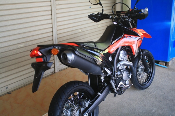 __CRF 250M ปี2013 วิ่ง 4,064 km.แท้ๆ (รถ 7 เดือน) $ 117,000__ __CRF 250M ปี2013 วิ่ง 4,064 km.แท้ๆ (รถ 7 เดือน) $ 117,000__