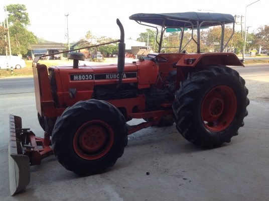 ขายรถไถสองเพลาM8030เอกสารสัญญาซื้อขาย รถใช้ในงานดัน ไม่มีหาง