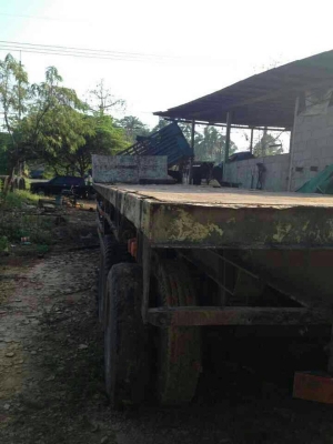 ขายหาง พื้นเรียบ สามมิต ปี 48  สนใจติดต่อ 081 - 6079515