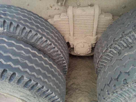 รถฮีโน่ 10 ล้อดั้ม FM3M  เปลื่ยนเครื่อง  245 แรงม้า.  สนใจติดต่อ 081 - 6079515