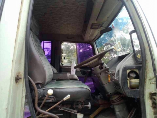 รถฮีโน่ 10 ล้อดั้ม FM3M  เปลื่ยนเครื่อง  245 แรงม้า.  สนใจติดต่อ 081 - 6079515