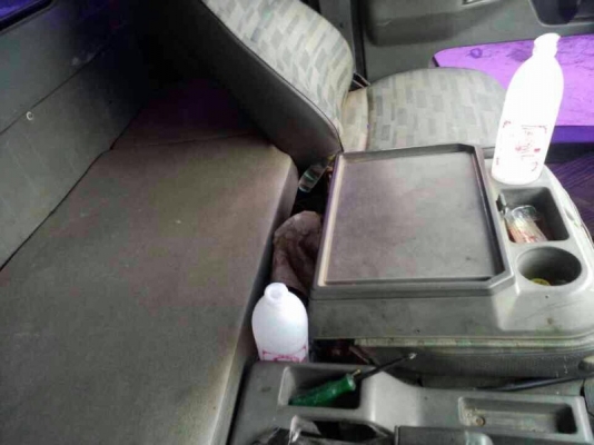 รถฮีโน่ 10 ล้อดั้ม FM3M  เปลื่ยนเครื่อง  245 แรงม้า.  สนใจติดต่อ 081 - 6079515