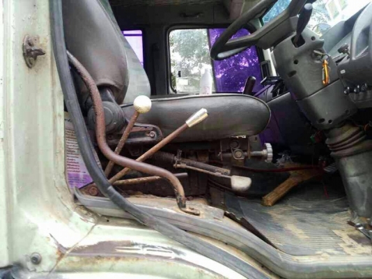 รถฮีโน่ 10 ล้อดั้ม FM3M  เปลื่ยนเครื่อง  245 แรงม้า.  สนใจติดต่อ 081 - 6079515