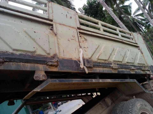 รถฮีโน่ 10 ล้อดั้ม FM3M  เปลื่ยนเครื่อง  245 แรงม้า.  สนใจติดต่อ 081 - 6079515