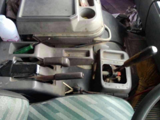 รถฮีโน่ 10 ล้อดั้ม FM3M  เปลื่ยนเครื่อง  245 แรงม้า.  สนใจติดต่อ 081 - 6079515