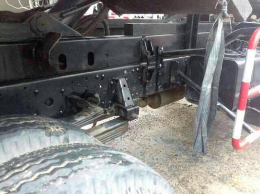 รถอีซูซุ 6 ล้อดั้ม 150 แรงม้า. ปี 51  สนใจติดต่อ 081 - 6079515