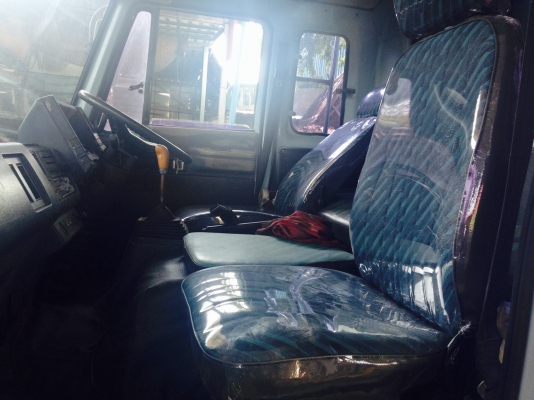 ลดกระหน่ำ!!!!ขาย6ล้อISUZU Rocky175 ยาว5เมตร ลดกระหน่ำ!!!!ขาย6ล้อISUZU Rocky175 ยาว5เมตร