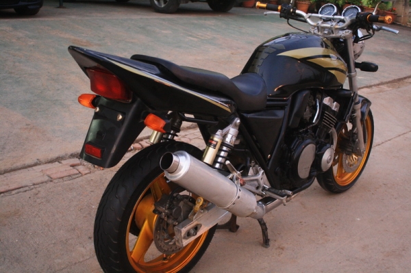 __CB400 ปี94 สรรพสามิตตัวจริง $ 69,000__ __CB400 ปี94 สรรพสามิตตัวจริง $ 69,000__