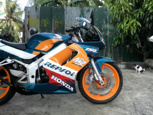 NS150SP กทม สีลม ซอย 10 สีเขียวส้ม โทร.0808051985