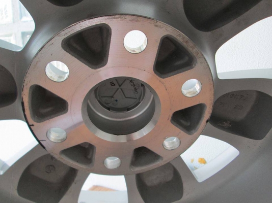 แม็กซ์มิตซูบิชิขอบ16 6รู ไททัลพลัสใหม่ป้ายแดงพร้อมน็อต แม็กซ์มิตซูบิชิขอบ16 6รู ไททัลพลัสใหม่ป้ายแดงพร้อมน็อต