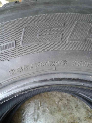 เศษยางบิดโตน245 70R16