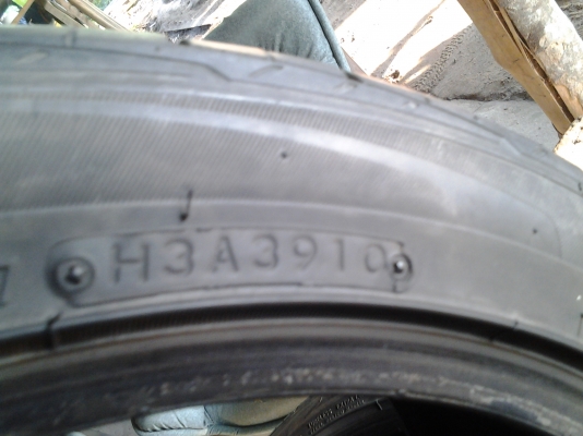 ยาง toyo 225/40/18