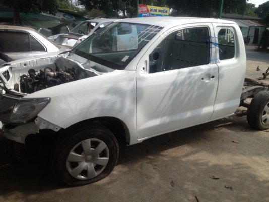 หัวเก๋ง วีโก้ ทุกแบบ ทุกรุ่น ชุดแปลงโฉมวีโก้  ฟอร์จูนเนอร์ และ ทุกชิ้นส่วน ลดรับปีใหม่ 57 กว่า 50\% ที่ ณ พาดกลอน กรู้ป โดย  หมวดมินทร์ 086-4085619 Supoj.ph@hotmail.com 24 ชม ครับ