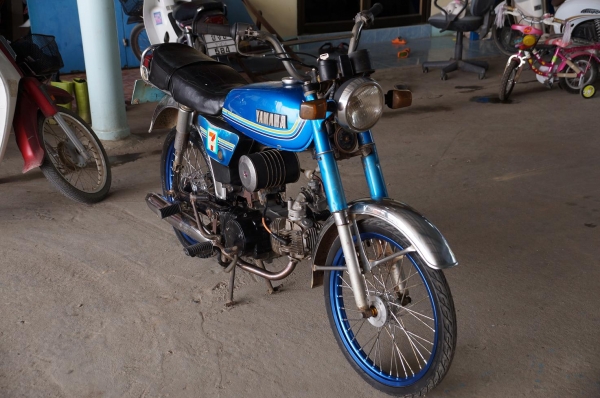 ขาย YAMAHA DX 100 ทะเบียนพร้อมโอน ภาษี 2556 เครื่องเวฟ 100 เล่มทะเบียน ไม่โอน มีเครื่องเดิมให้ พร้อมเอกสารซื้อขาย เครื่องดีมาก ๆ ขับดี มากๆ ขาย YAMAHA DX 100 ทะเบียนพร้อมโอน ภาษี 2556 เครื่องเวฟ 100 เล่มทะเบียน ไม่โอน มีเครื่องเดิมให้ พร้อมเอกสารซื้อขาย เครื่องดีมาก ๆ ขับดี มากๆ