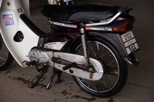 ขายดรีม คุรุ เดิม ๆ ทะเบียนพร้อมโอน เอกสารครบ ภาษี 2557 ระบบไฟติด ครบ เครื่อง เงียบ ๆ ขับดีนิ่ม ๆ รถพร้อมใช้