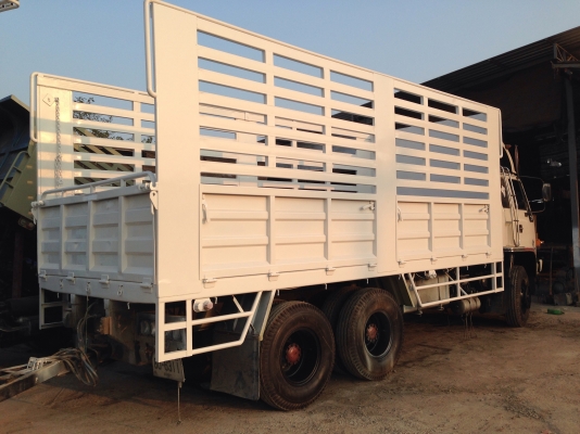 อีซูซุ240HPพ่วงแม่ลูก:กำลังทำกะบะใหม่แม่+ลูก