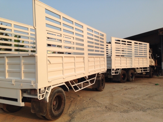 อีซูซุ240HPพ่วงแม่ลูก:กำลังทำกะบะใหม่แม่+ลูก