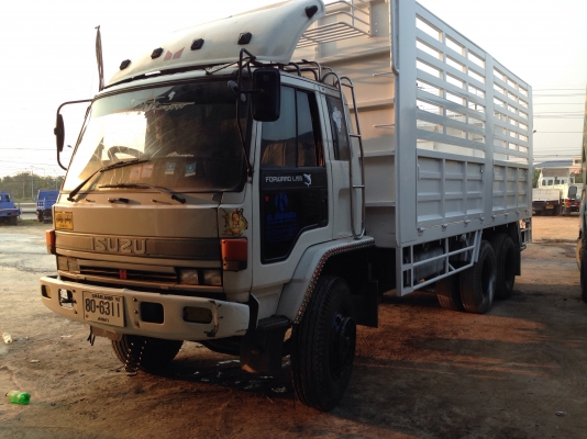 อีซูซุ240HPพ่วงแม่ลูก:กำลังทำกะบะใหม่แม่+ลูก