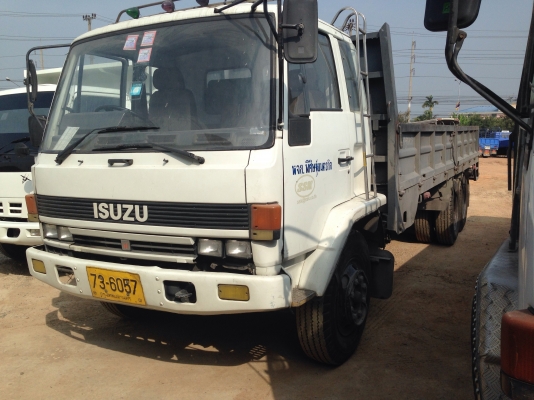 10ล้ออีซูซุROCKY175HPยาว7เมตรมี2คันคับ 10ล้ออีซูซุROCKY175HPยาว7เมตรมี2คันคับ