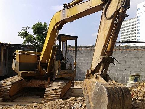 Komatsu PC60-3 สภาพสวยพร้อมใช้งาน ราคาต่อรองได้ รถใช้งานอยู่ 087-2976734