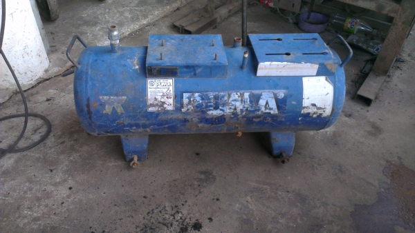 Sell> ขายถังลมมือสอง PUMA 1-1/2 แรง สภาพใช้ได้ ราคาถูก กำแพงแสน นครปฐมครับ