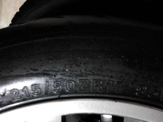 ยาง\%215 50 R17สภาพดี