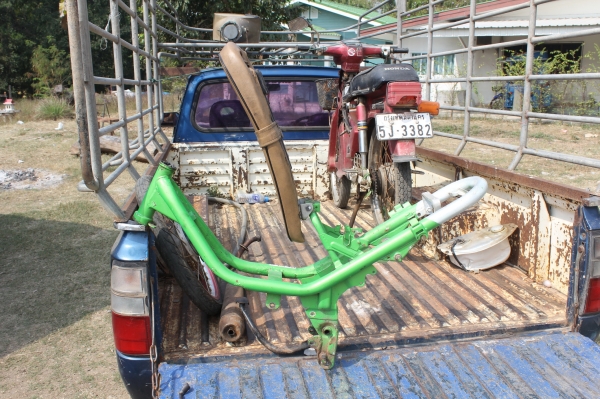 โครงชิปปี้ หูเครื่อง JRD100/WAVE100