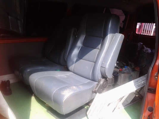 -ขายรถตู้ไฮเอชรถประมูลองค์การทีโอทีปี-38