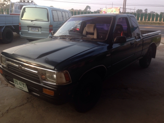 TOYOTA HILUX MIGHTY-X EXTRACAB 2.5 MT ปี 36 รถสวยสภาพดีพร้อมใช้งานได้เลย เครื่องแน่นแรงดีไม่มีเยิ้ม ภายในเก๋งคอนโซลสวยครบ เบาะไม่มีขาด พวงมาลัยธรรมดา แอร์เย็น ภายนอกกระบะสวยเดิมไม่มีผุ ช่วงล่างคัชซีสวย ยางสภาพดี 4 เส้นประมาณ 60\% พร้อมใช้งาน ราคาต่อรองได้ค