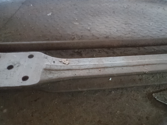 คานหน้า NPR 115 HP ราคา 22000 บาท