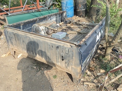 ขาย กระบะของบีกเอ็มตอนเดียว ถอดออกจากรถ ขายด้วยสายตาเห็นว่า ไม่พุ แต่มีสีร่อน ขาย กระบะของบีกเอ็มตอนเดียว ถอดออกจากรถ ขายด้วยสายตาเห็นว่า ไม่พุ แต่มีสีร่อน