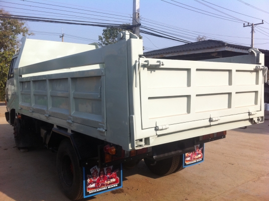 HINO FC ดั้มดินกระบะสามมิตร เครื่อง WO6D (150 แรงม้า)