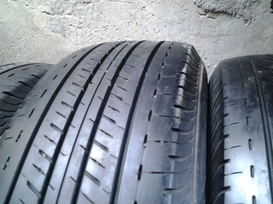 บริสโตน  215/70/15 ปี11  ดอกหนาๆนุ่มๆ