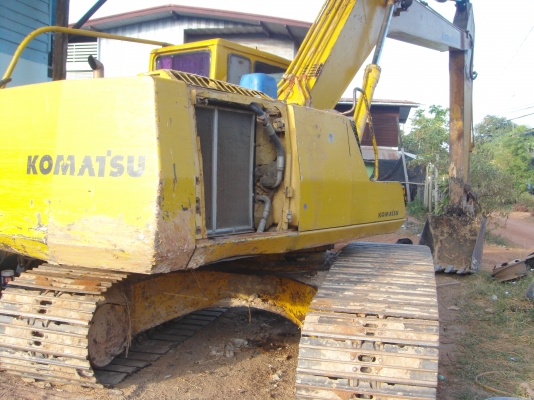 ขาย pc200-5 คอนโทรนสั้น ซีเลี่ยน 65000กว่า0895773427 ขาย pc200-5 คอนโทรนสั้น ซีเลี่ยน 65000กว่า0895773427