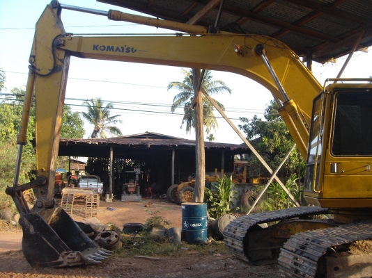 ขาย pc200-5 คอนโทรนสั้น ซีเลี่ยน 65000กว่า0895773427