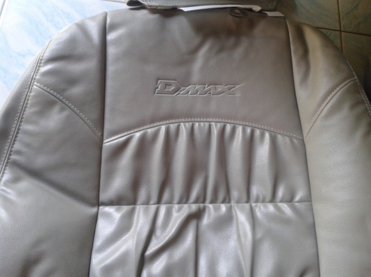 หนังหุ้มเบาะ d max cab4