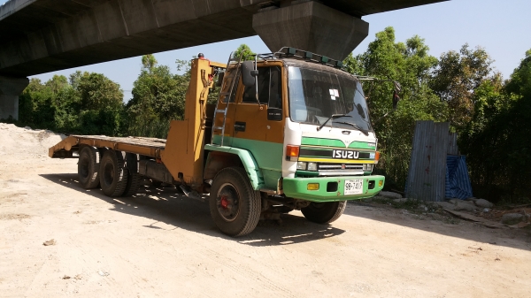 ISUZU 210 หางปรา(ท้ายลาด)2เพลา พร้อมตินช้างและวิ้นช์
