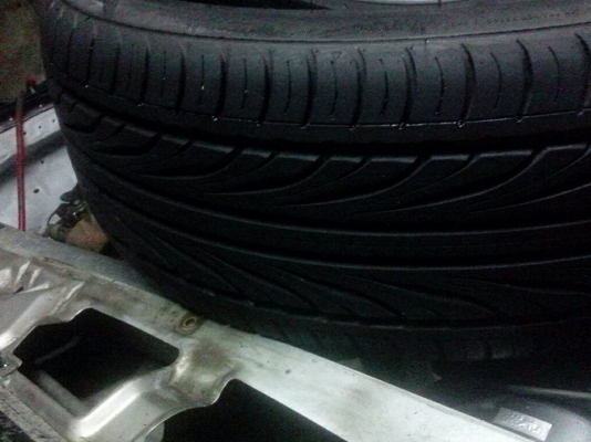 ขายยาง Deestone CARRERAS R701 เบอร์ 215/45/17