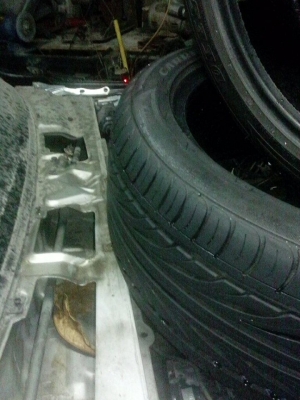 ขายยาง Deestone CARRERAS R701 เบอร์ 215/45/17