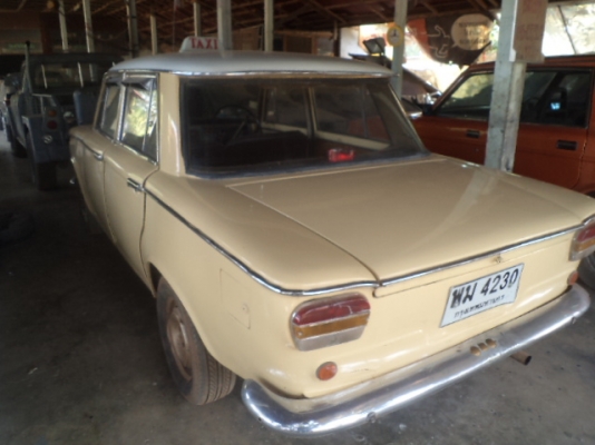 ขาย FIAT 1500 เครื่องมิตซูติดแก๊ส แอร์เย็น พร้อมล้อแม็ก BMW รถเก่าน่าสะสม