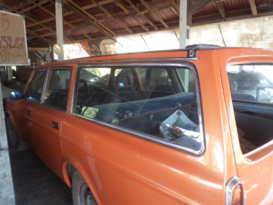 ขาย volvo van nissan RD 28 6 สูบ ล้อแม็กเดิม พร้อมแอร์ ราคา 150000