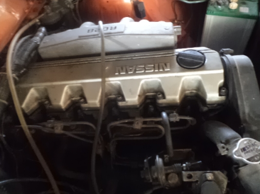 ขาย volvo van nissan RD 28 6 สูบ ล้อแม็กเดิม พร้อมแอร์ ราคา 150000