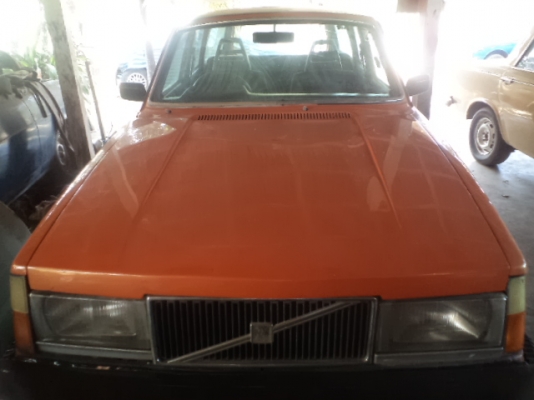 ขาย volvo van nissan RD 28 6 สูบ ล้อแม็กเดิม พร้อมแอร์ ราคา 150000