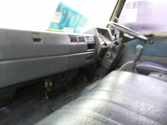 ขายรถหกล้อ HINI FC  ยาว 5.50 เมตร  สภาพดี